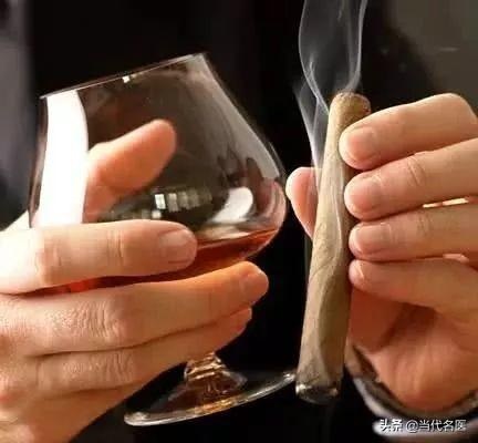 DE CE BEȚIVII NU FAC INFARCT ȘI NICI NEBUNII CANCER – DESPRE ” BOLILE ANTAGONICE „