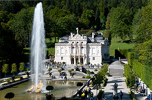 LUDWIG II AL BAVARIEI Palatul Linderhof 
