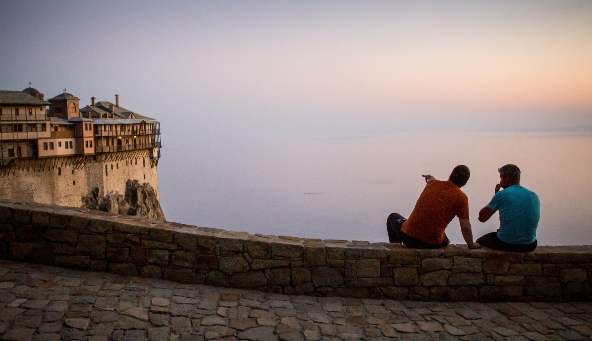 BOLNĂVI-M-AȘ ȘI N-AM CUI 4 – SĂNĂTOȘII NEBUNI AI VREMURILOR DIN URMĂ