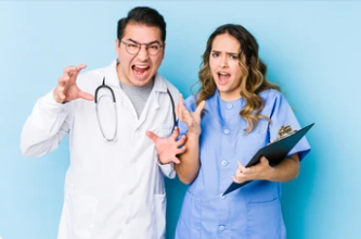 TICURI VERBALE DIN URGENȚĂ ȘI GÂNDURILE DIN SPATELE LOR (I)